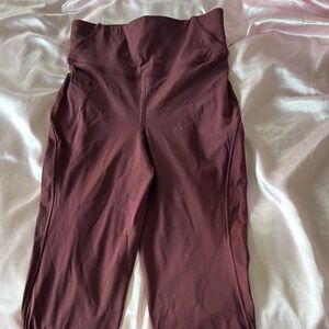lulu maroon leggings